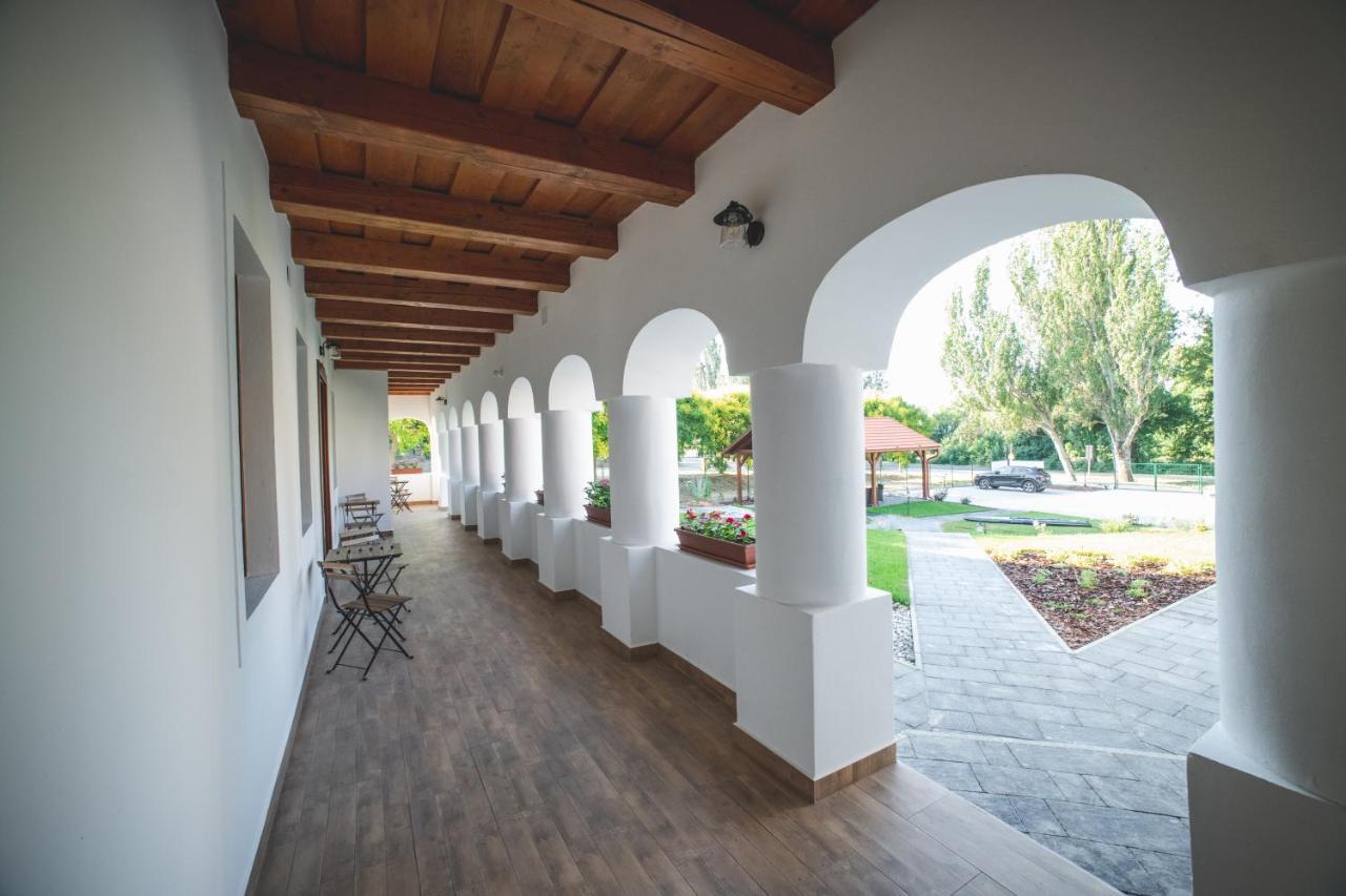 Vitorlás Vendégház Révfülöp Exterior foto